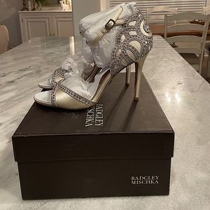 Badey Mischka heels